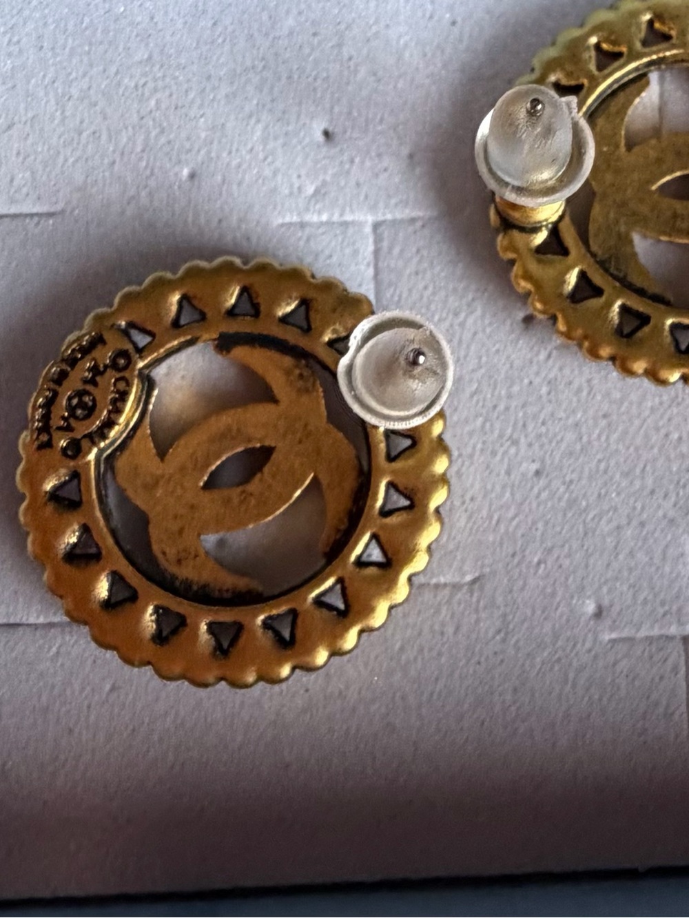 Fashion Jewelry Gold-Tone Interlocking Logo Circle Earrings - Picture 2 of 6